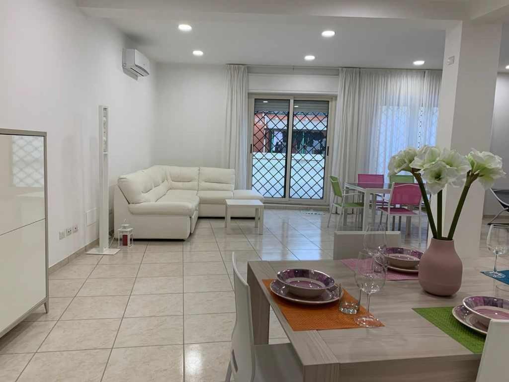 Апартаменты Mediterranean House Неттуно Экстерьер фото