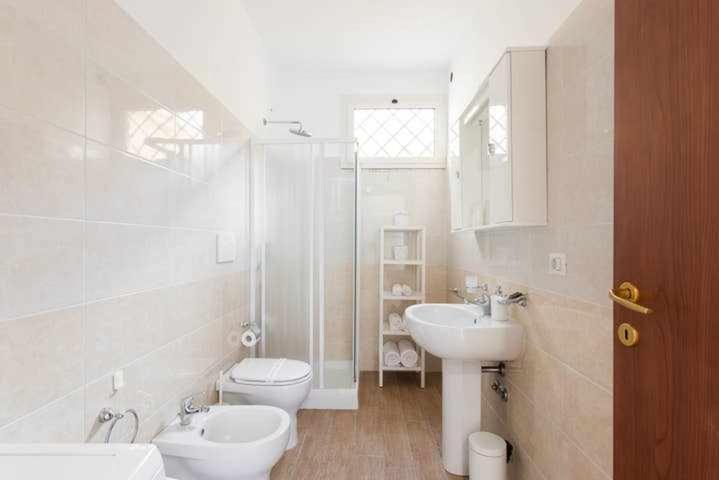 Апартаменты Mediterranean House Неттуно Экстерьер фото